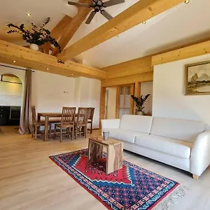 Otto Apartment